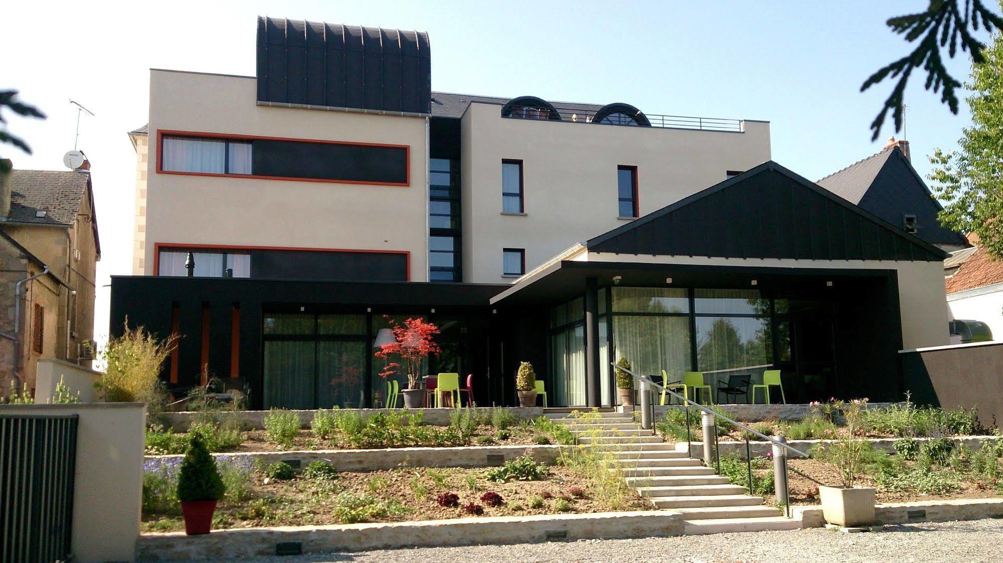 Logis Hotel Du Morvan - Restaurant La Table De Jerome Luzy エクステリア 写真
