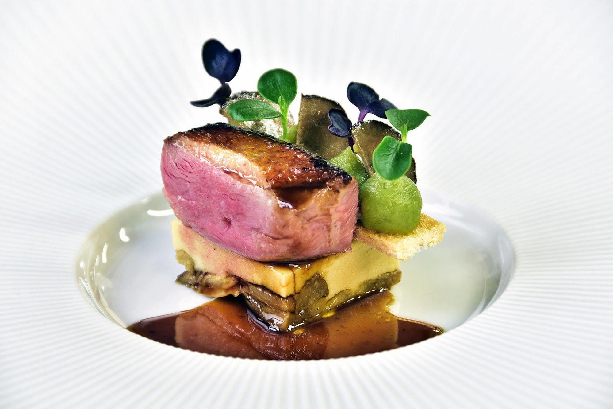 Logis Hotel Du Morvan - Restaurant La Table De Jerome Luzy エクステリア 写真